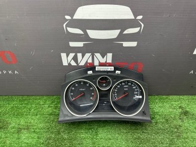Панель приборов (щиток) Opel Astra H