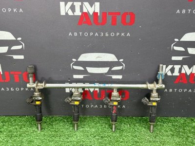 Топливная рейка с форсунками Opel Astra GTC H