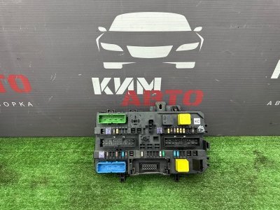 Блок предохранителей салонный Opel Astra H