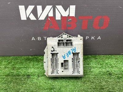 Блок предохранителей под капот Fiat Albea