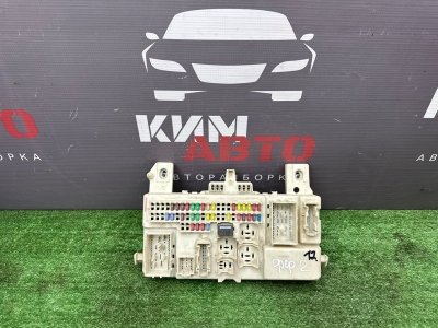 Блок предохранителей салонный Mazda 3