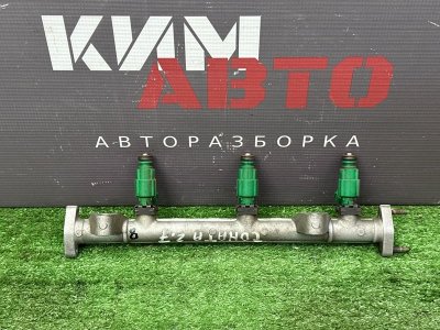 Топливная рейка с форсунками Hyundai Sonata 4