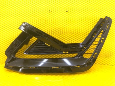 Накладка противотуманной фары KAIYI E5 2024 GS11