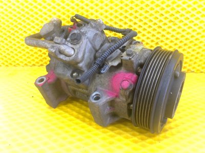 Компрессор кондиционера Toyota Corolla 150