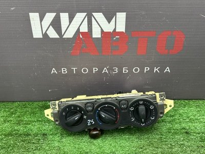 Блок управления климат-контролем Ford Focus 2