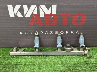 Топливная рейка с форсунками Hyundai Santa Fe 2