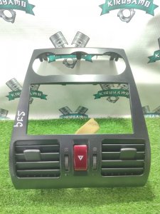 Рамка магнитолы Subaru forester SJ5