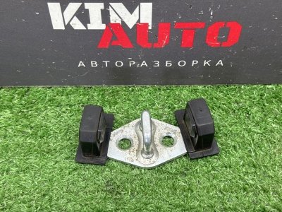Ответная часть замка багажника Kia Ceed 3 2018 CD