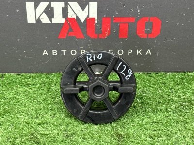 Болт крепления запасного колеса Kia Rio 4 2019 FB
