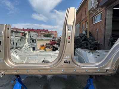 Порог со стойкой Kia Sportage 4 2017