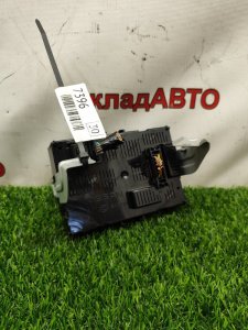 Блок управления центральным замком NISSAN Cube 2007 BZ11
