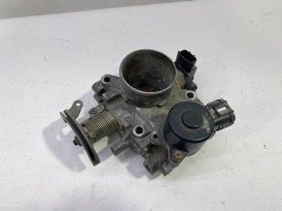 Дроссельная заслонка Nissan Primera P12