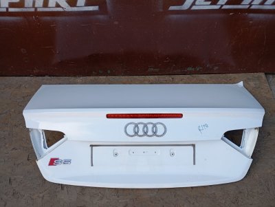 Крышка багажника Audi S5 2010 8T