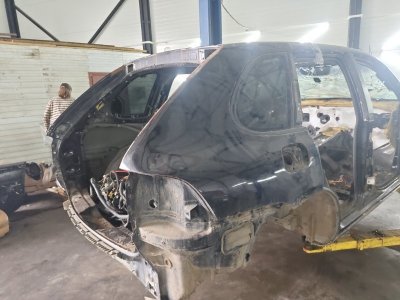 Крыло заднее правое (четверть) Porsche Cayenne 2008 957