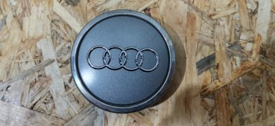 Колпак литого диска AUDI A6 C6 Allroad quattro 2007 4F
