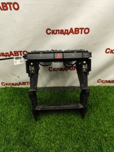 Рамка магнитолы Audi A4 2006 8ED