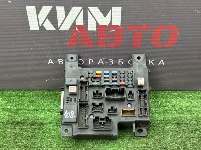 Блок предохранителей салонный Mitsubishi Outlander 3