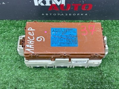 Блок предохранителей салонный Mitsubishi Lancer 9