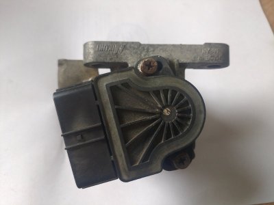 Датчик дроссельной заслонки Mitsubishi Chariot Grandis N84W