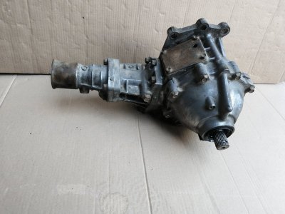 Раздатка Mitsubishi Chariot Grandis 2001