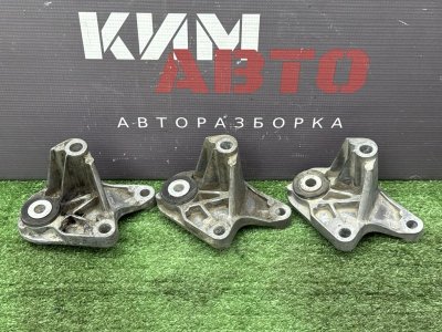 Кронштейн кпп Ford Focus 2