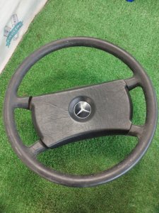 Руль Mercedes-Benz w123 1984
