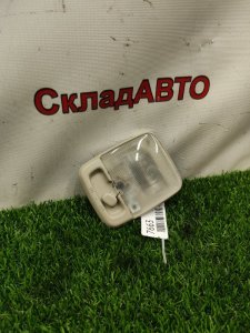 Плафон подсветки салона NISSAN Cube 2007 BZ11