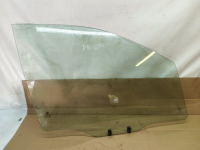 Стекло двери Mitsubishi Chariot Grandis 2001