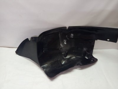 Подкрылок Peugeot 206 2008