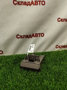 Подстаканник NISSAN Cube 2007 BZ11