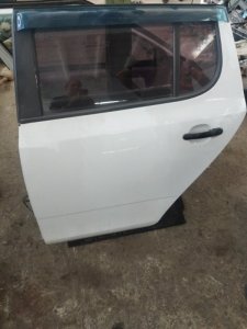 Дверь боковая Skoda Fabia 2012 хэтчбек