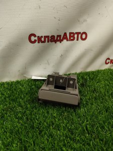 Подстаканник NISSAN Cube 2007 BZ11