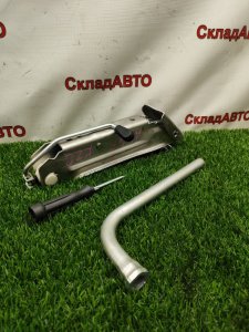 Домкрат Audi A4 2006 8ED