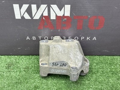 Кронштейн МКПП Skoda Octavia 2013 A7