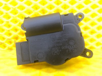 Сервопривод заслонок печки Porsche Cayenne 2008 957