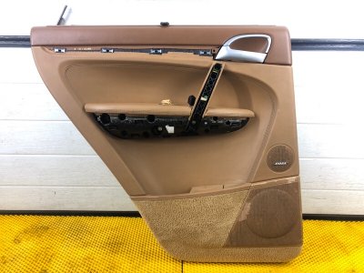 Обшивка двери (карта) Porsche Cayenne 2008 957