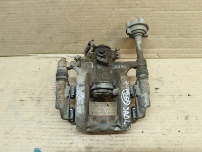 Суппорт Opel Astra 2011 J