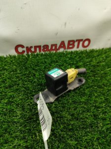 Датчик подушки безопасности NISSAN Cube 2007 BZ11