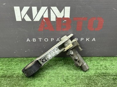 Натяжитель ремня генератора Peugeot 308