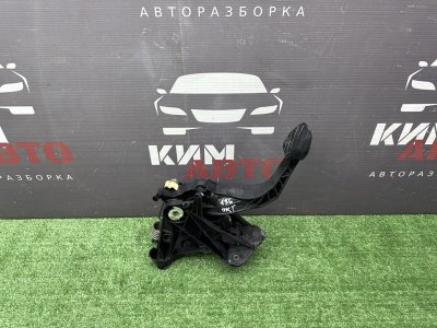 Педаль сцепления Skoda Octavia 2013 A7
