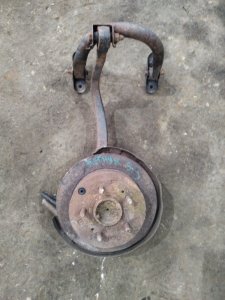 Кулак поворотный Mitsubishi Legnum BP4