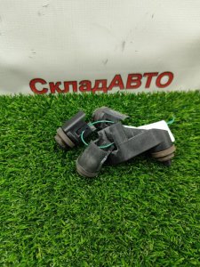 Подушка радиатора NISSAN Cube 2007 BZ11