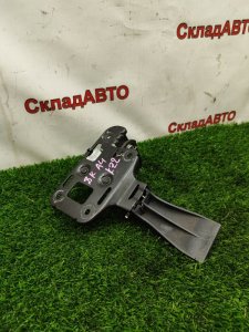 Крюк замка капота Audi A4 2010 8KС