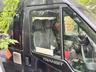 Стекло Ford Transit 2010