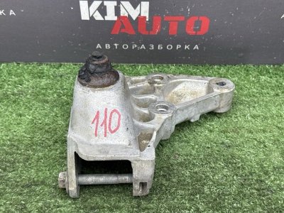 Кронштейн опоры двигателя Peugeot 407