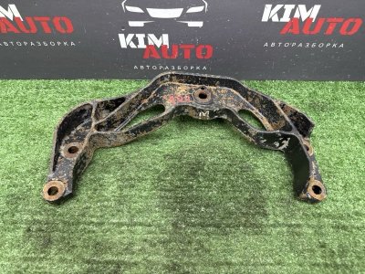 Кронштейн опоры двигателя Ford Mondeo 2