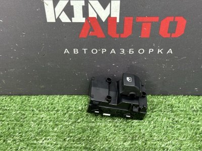 Кнопка стеклоподъемника Kia Ceed 3 2021 SW