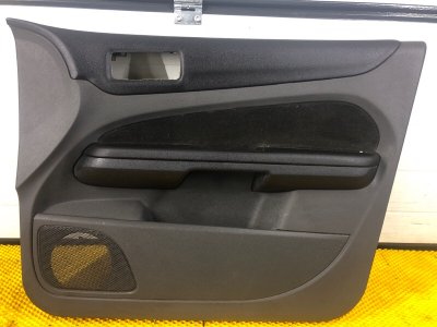 Обшивка двери (карта) Ford Focus 2