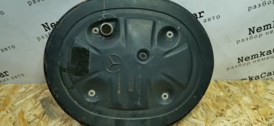 Крышка воздушного фильтра Mercedes W124 1989 E260