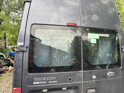 Стекло Ford Transit 2010